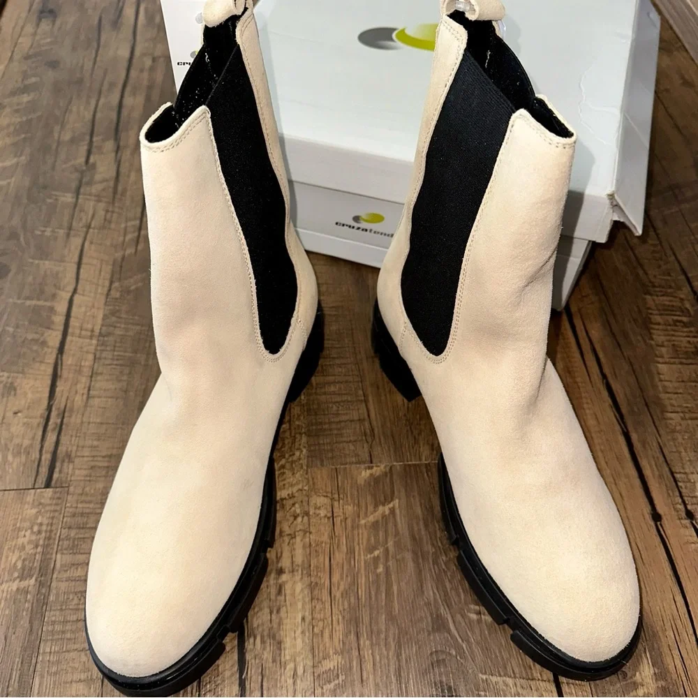 Made in Portugal Suede Chelsea Booties